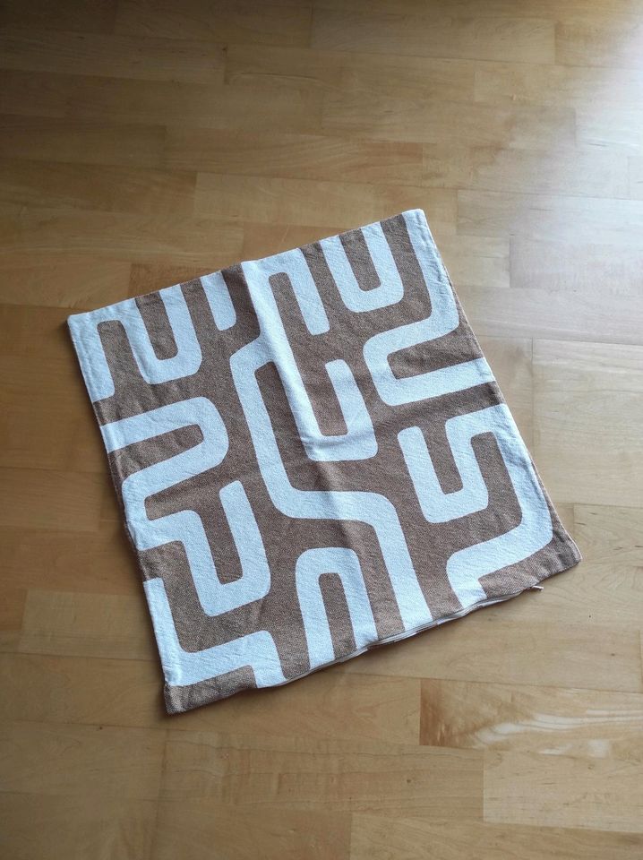 H&M Home Boho Kissenbezug 50x50 in Friedberg