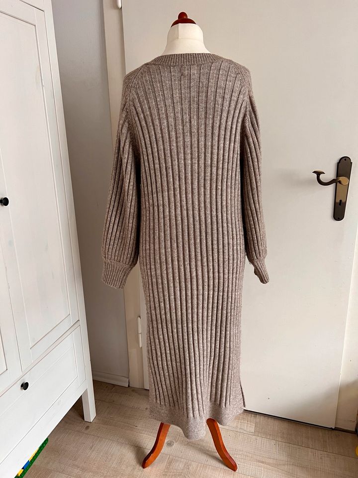 Geripptes Strickkleid H&M Gr S/M/L Maxikleid Kleid beige in Köln