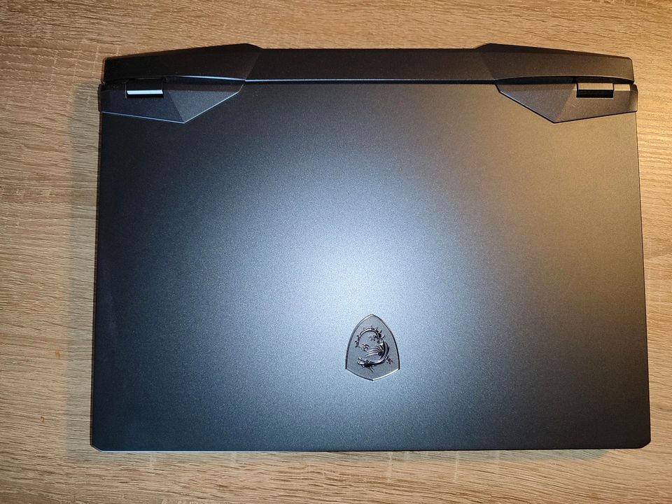 MSI Raider GE66 3070 TI Gaming Laptop 18 Mon. alt fast unbenutzt in Niederkassel