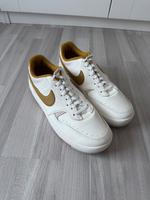 Nike Gamma Force Damenschuh Gr.42 Weiß / Senf Gelb / Beige Bochum - Bochum-Nord Vorschau