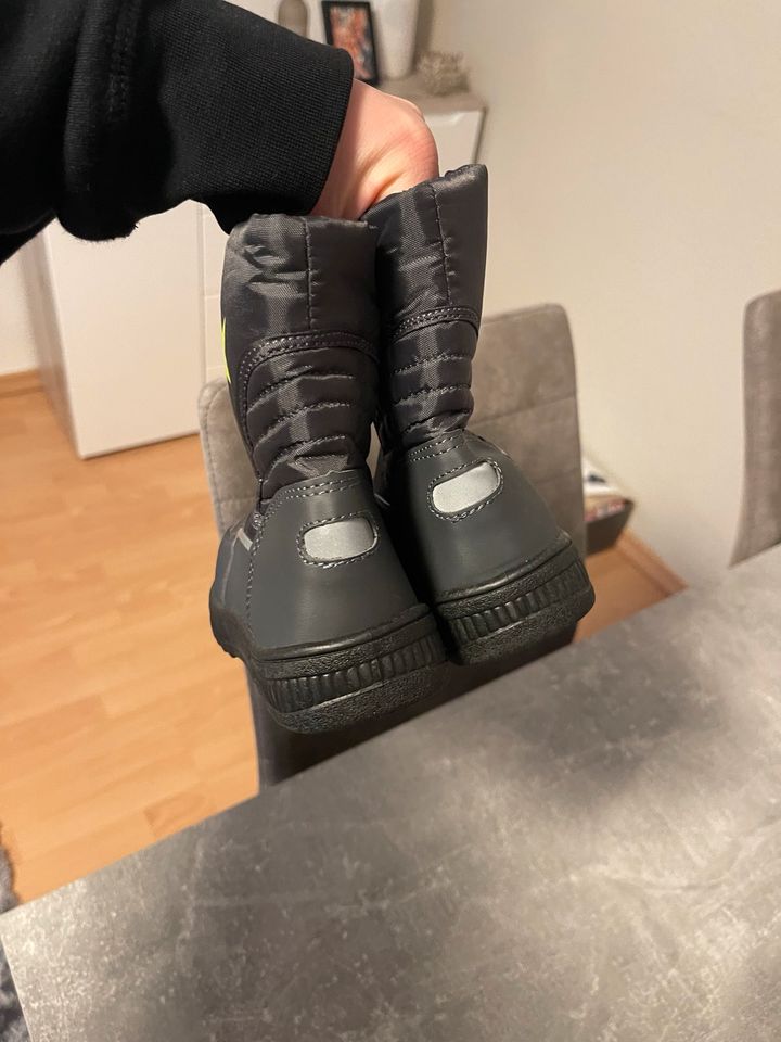 Neue Winterstiefel Schuhe Jungen Gr.29 grau in Herne