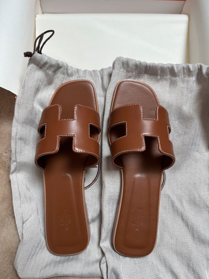 Damen Sommer Sandalen, Pantoletten Gr.37, Farbe Braun in Moers