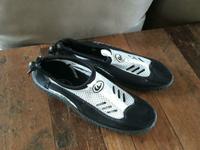 Aquaschuhe Badeschuhe Wasserschuhe Gr. 39 neu Dresden - Weixdorf Vorschau