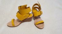 Gelbe Schuhe 1Mal getragen, Sandalen, Sommerschuhe, Plateau Köln - Mülheim Vorschau