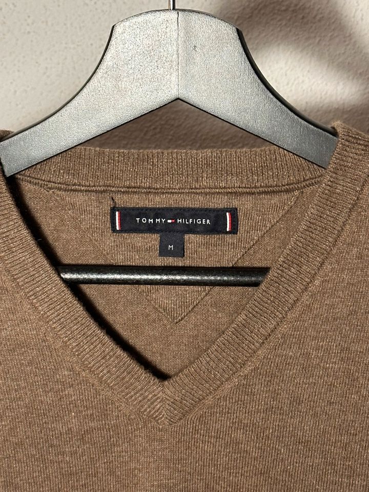 Tommy Hilfiger Strickpullover Gr.M neuwertig in Preist