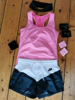 Nike Shorts schwarz weiß S + Top H&M pink M Sport Fitness Joggen Niedersachsen - Oldenburg Vorschau