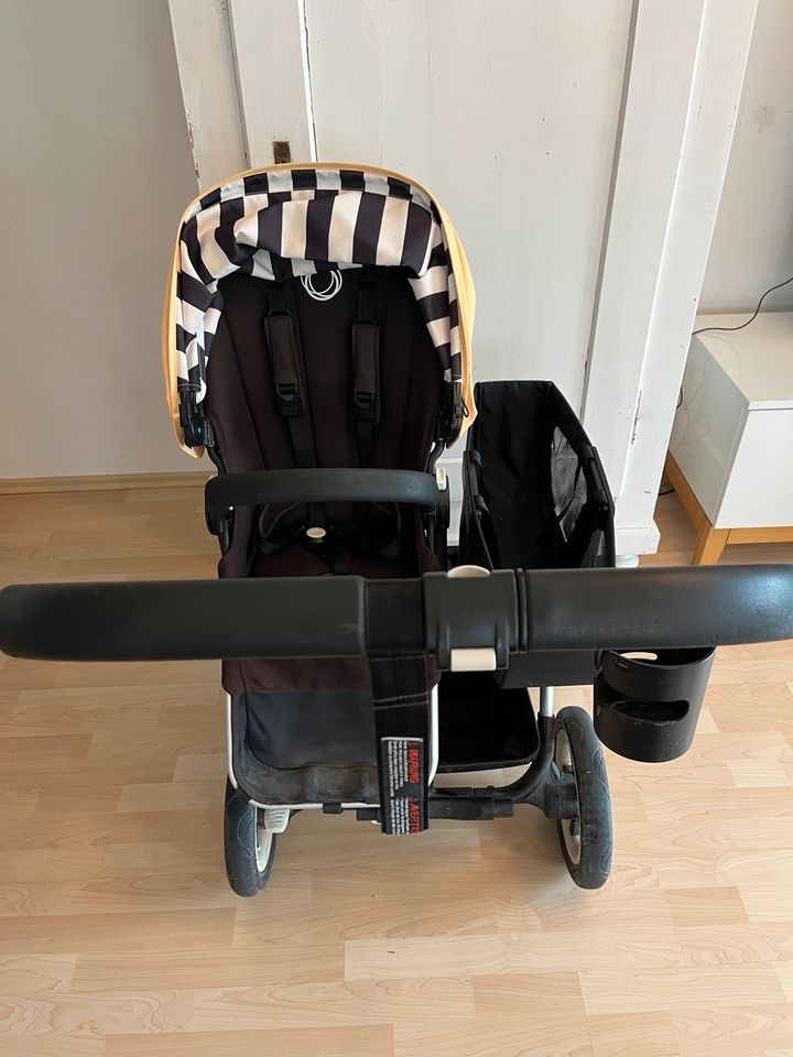 Bugaboo Donkey Geschwisterkinderwagen mit viel Zubehör in München