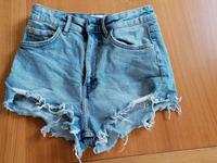Hot Pants Gr. 34 von ZARA, sehr kurze Jeans Shorts Niedersachsen - Norden Vorschau