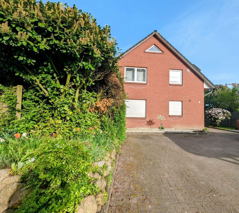 Schöne 3,5 Zimmer Wohnung im Grünen mit Garten in Alveslohe in Alveslohe