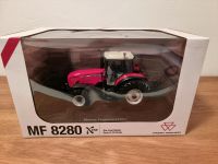 Massey Ferguson 8280 Xtra Universal Hobbies Niedersachsen - Nordhorn Vorschau