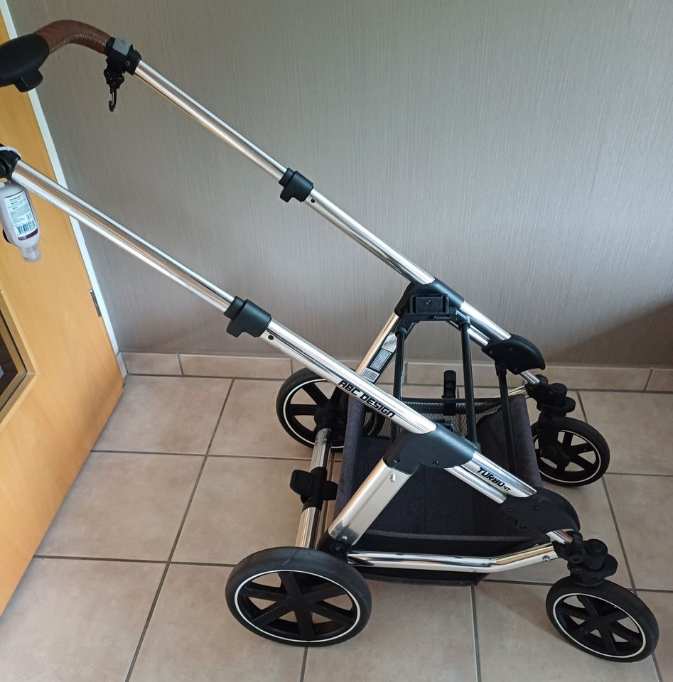 Kinderwagen ABC Design Turbo 4T in Holdorf