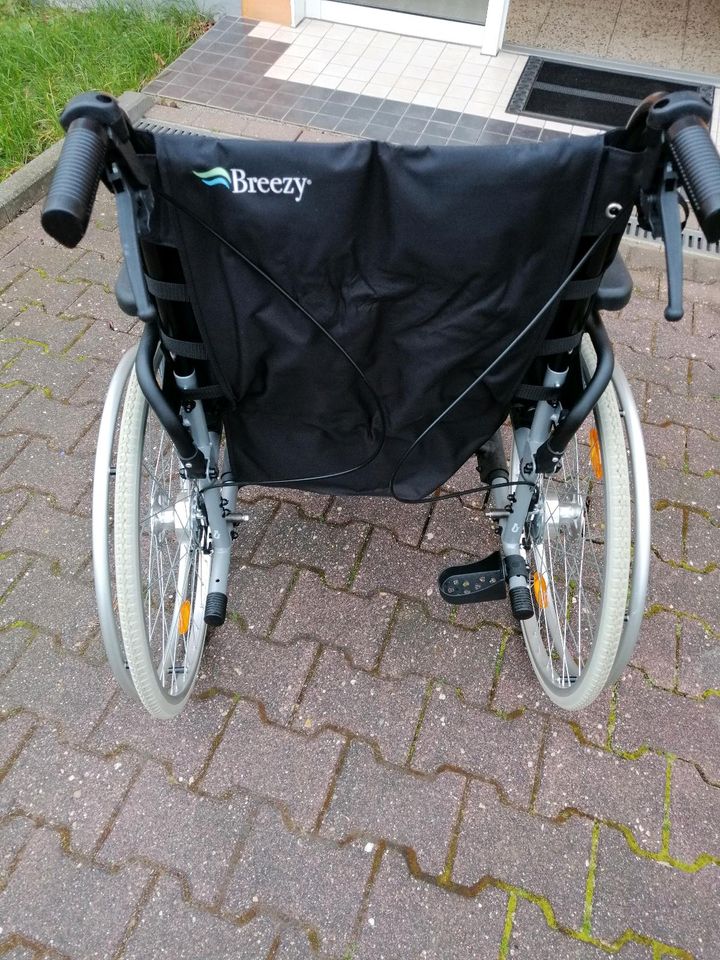 Rollstuhl faltbar in Hürth