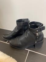 h&m stiefeletten schwarz blockabsatz Leipzig - Gohlis-Mitte Vorschau