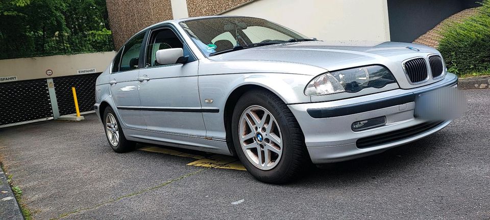 BMW E46 323i in Köln