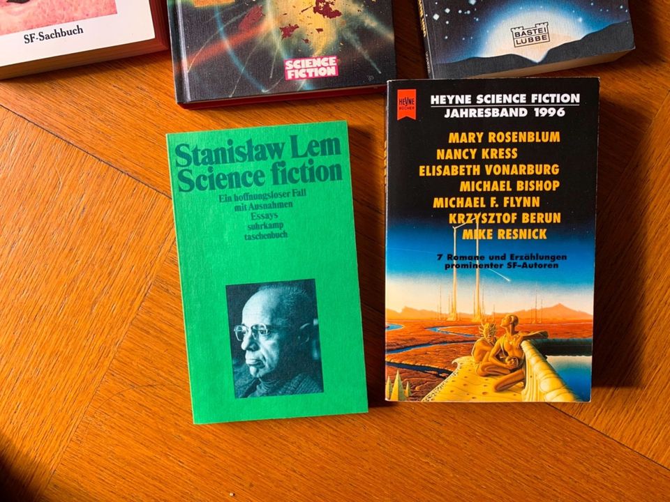 14 ältere Science Fiction Taschenbücher, ungelesen, auch einzeln in Heusenstamm