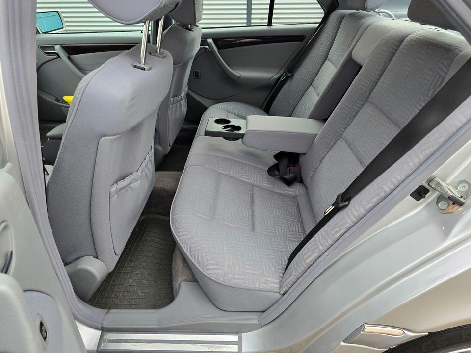 Mercedes-Benz C 280 Elegance,1.Hd,Aut.Xenon,PDC,SHZ,Navi in Buseck