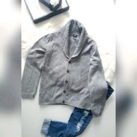 Herren Jacke Cardigan Strickjacke Grau H&M Größe M Frankfurt am Main - Bockenheim Vorschau