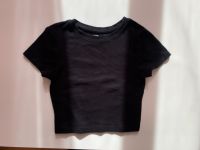 Zwei Crop Tops  (Schwarz und Grau) Berlin - Schöneberg Vorschau