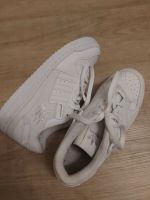 Adidas Sneakers all white mit Glitzersteinen Hessen - Wiesbaden Vorschau