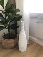 IKEA Bodenvase große Vase weiß geriffelt Relief Höhe 60cm Baden-Württemberg - Rheinfelden (Baden) Vorschau