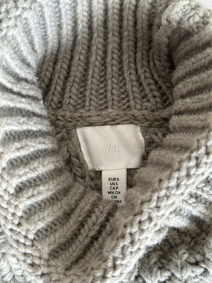 Strickpullover H&M Gr. S khaki in Wiesbaden