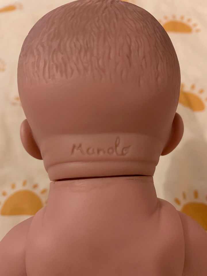 Manolo Babypuppe mit Kleidung Puppe in Kleve