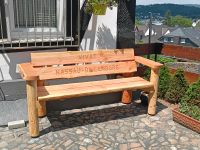 Gartenbänke; gravierte Holzbänke; Geschenk; Gartenmöbel Nordrhein-Westfalen - Finnentrop Vorschau