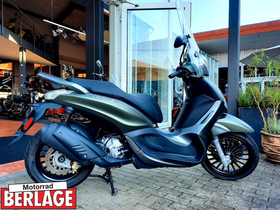 Piaggio Beverly 300 S 1.Hd mit Garantie in Borchen