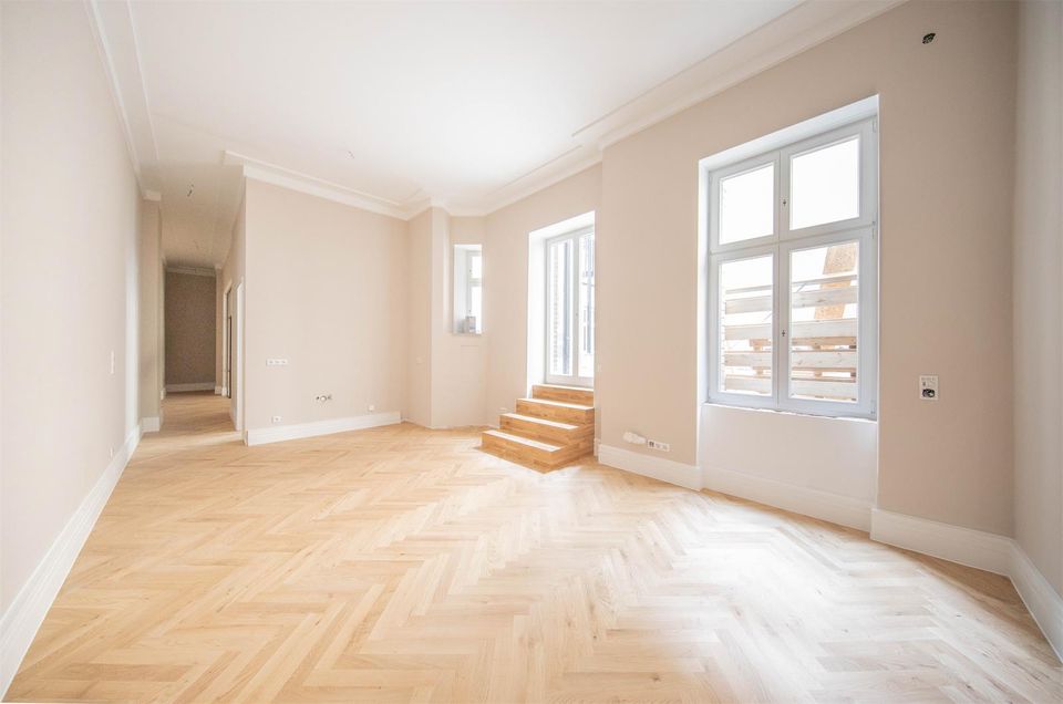 EXKLUSIVE & HOCHWERTIGE ALTBAU-WOHNUNG mit 3.6 Meter Deckenhöhe- direkt am Viktoriapark in Berlin