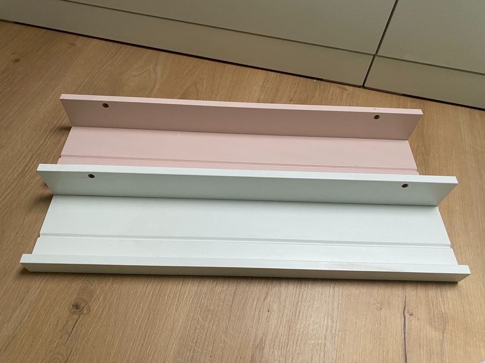Ikea Mosslanda Regal Fotoleiste rosa weiss 2 Stück in Nürnberg (Mittelfr)