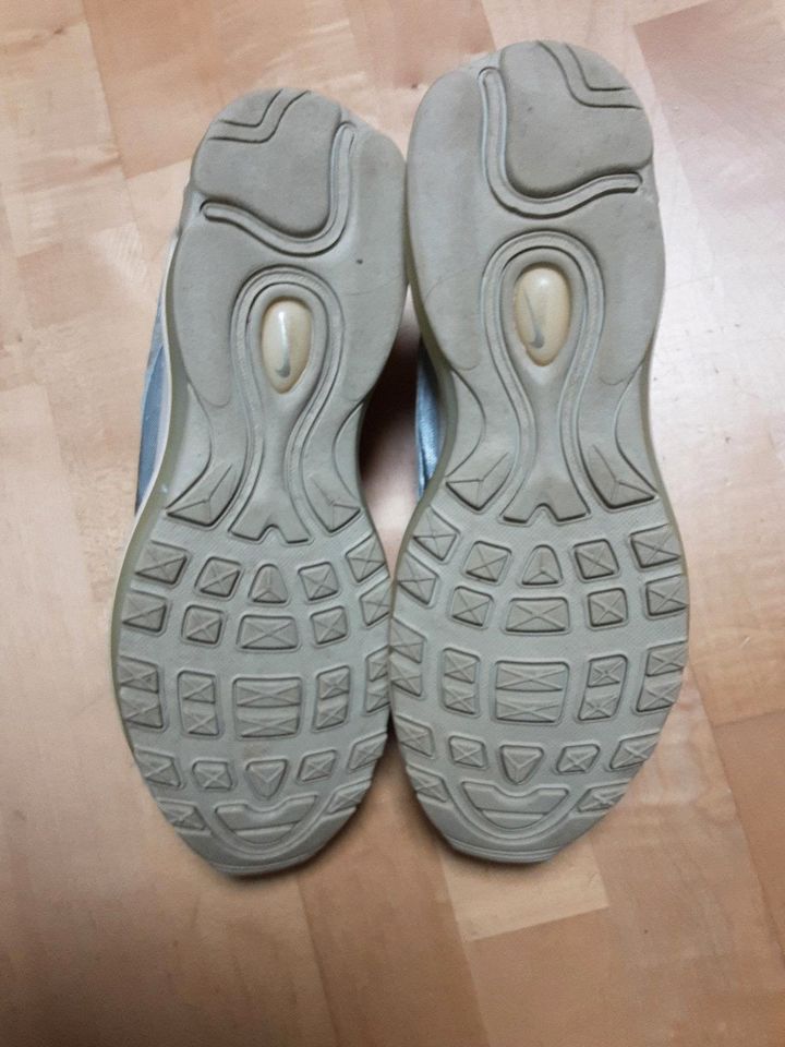 Nike Schuhe Air Max 95 Premium in München