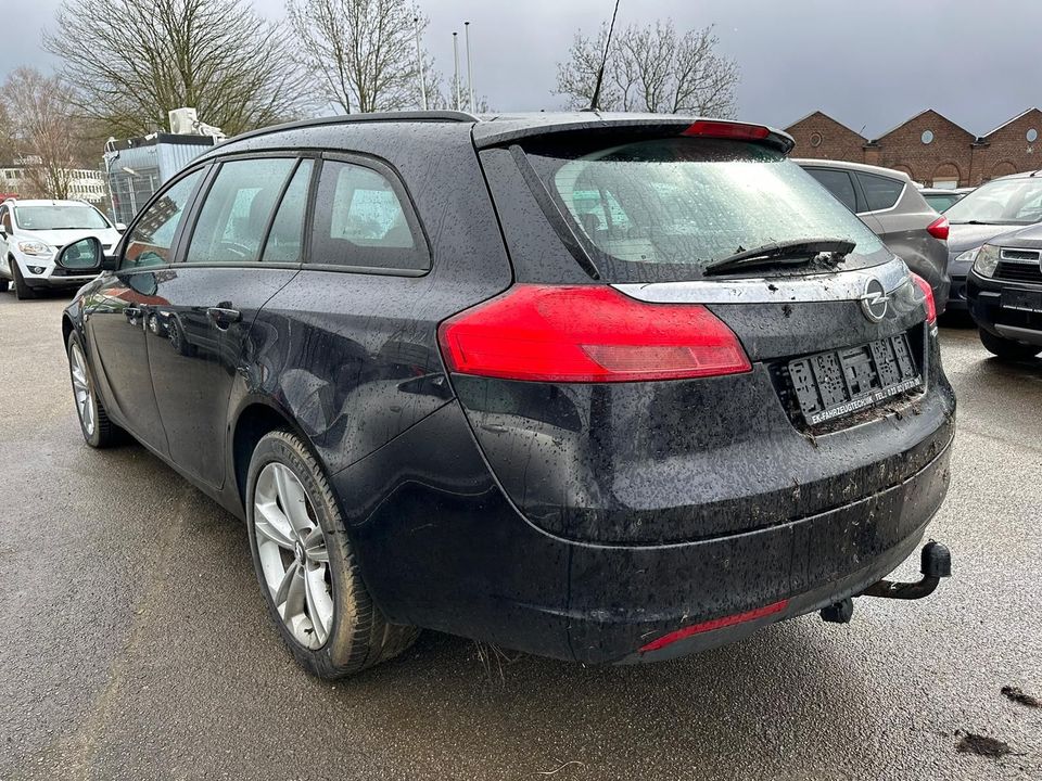 Opel Insignia A Sports Tourer Selection Motorproblem in Wuppertal