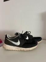 Nike Sneaker – Schwarz/Weiß – Gr. 39 Saarland - Spiesen-Elversberg Vorschau
