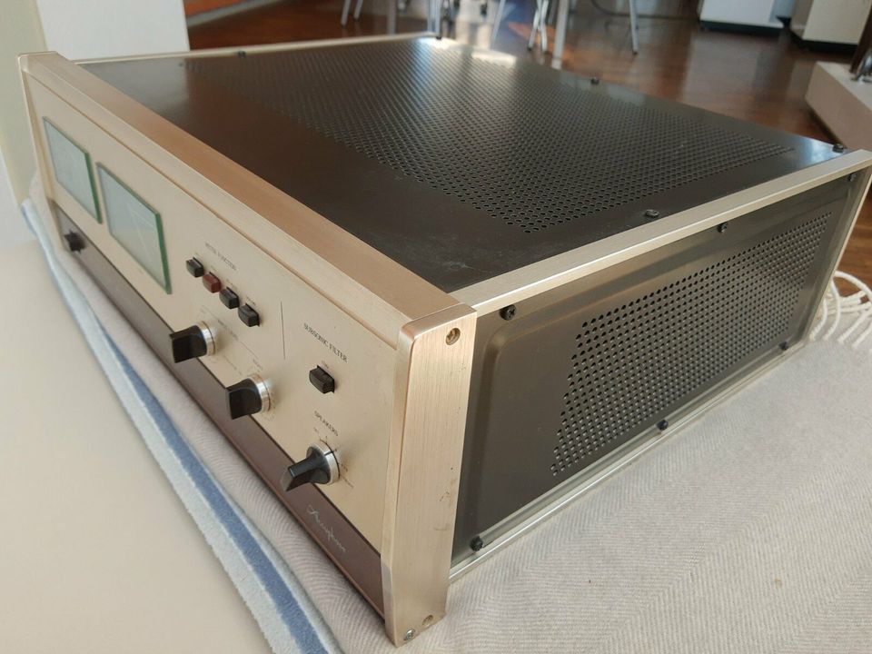 Accuphase P-300X Stereo Leistungsendstufe (Verstärker) in Berlin