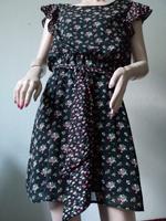 Kleid mit Blumenmuster Neu Berlin - Treptow Vorschau