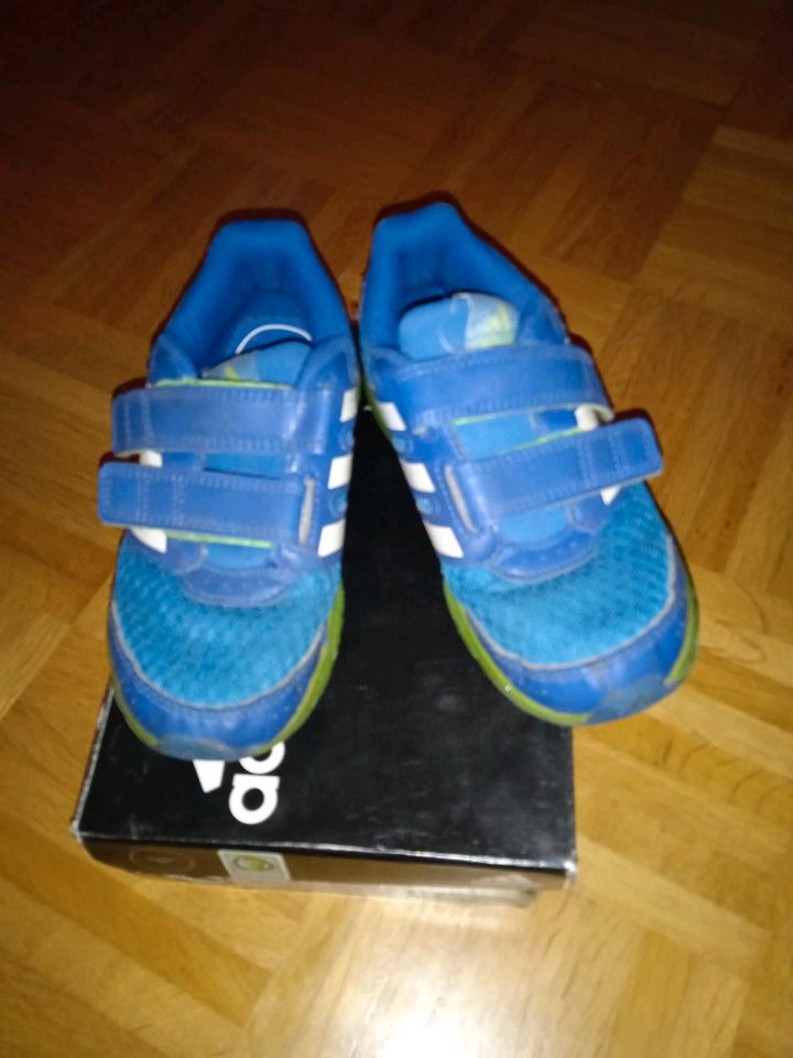 Halbschuhe Adidas blau Gr. 28 in Bad Oeynhausen