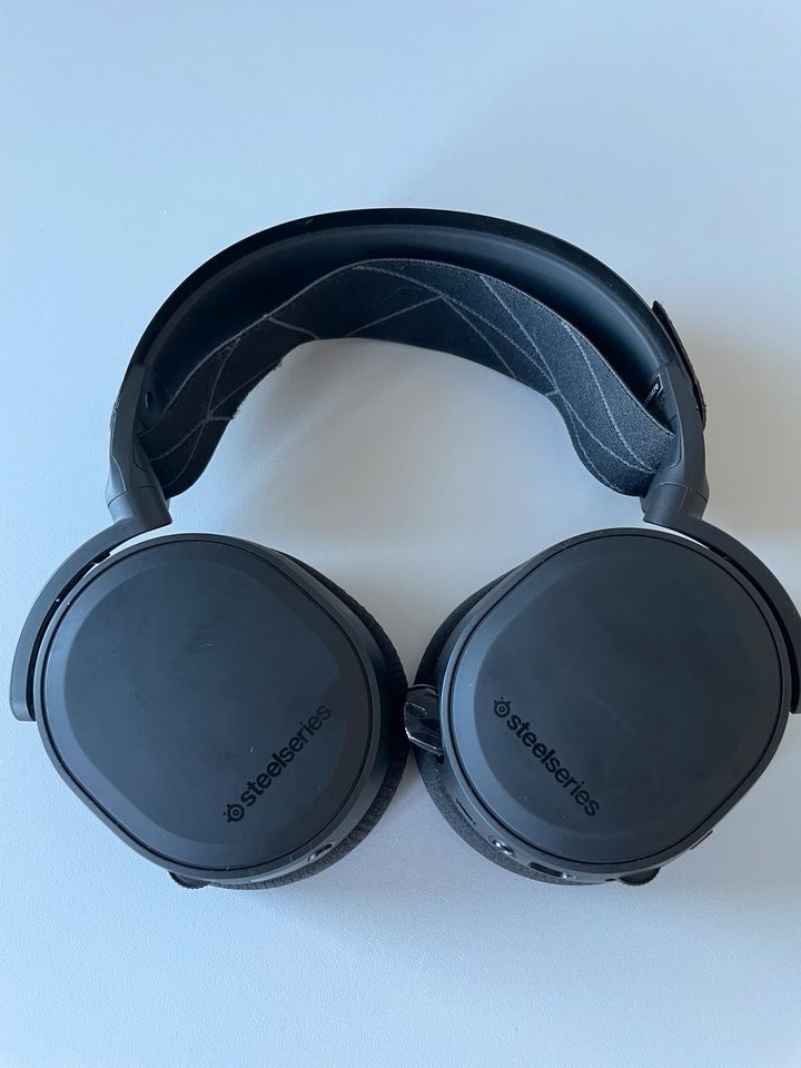 Steelseries Arctis 7 Wireless Headset in Wolfsburg