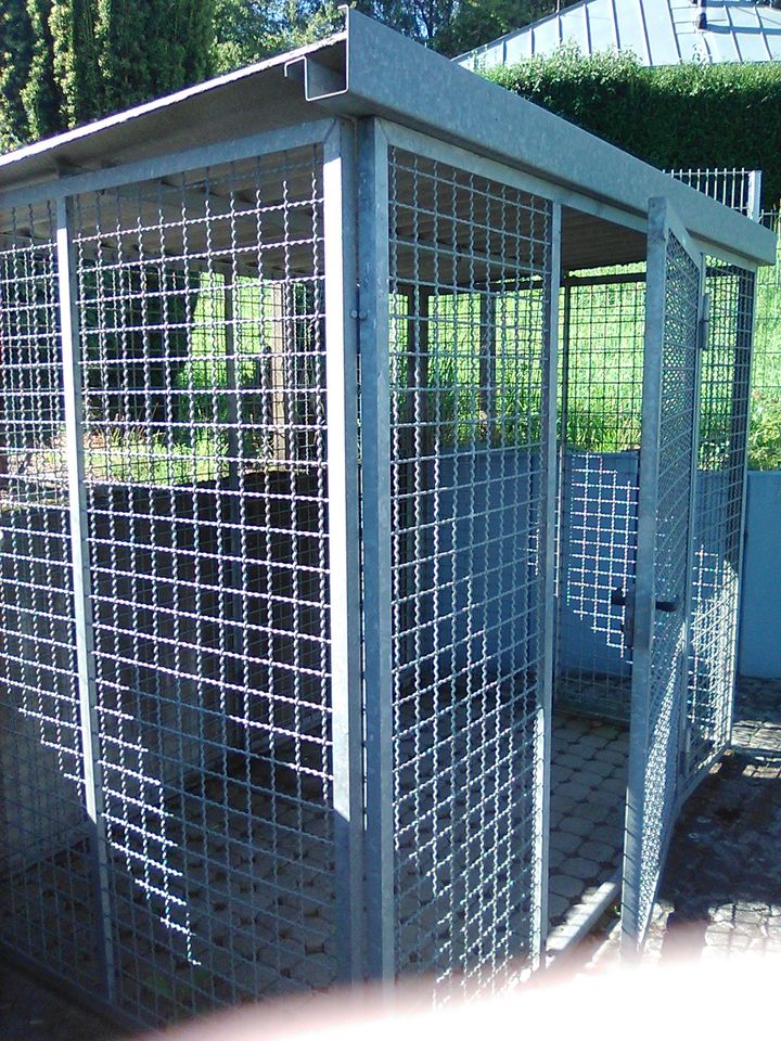 Gasflaschenlager Hundezwinger Wärmepumpe Schutz Fahrrad Haus in Montabaur