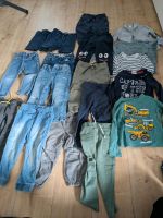 Shirts Pullover Bodys Hosen schuhe usw. verschiedene Größen Nordrhein-Westfalen - Barntrup Vorschau