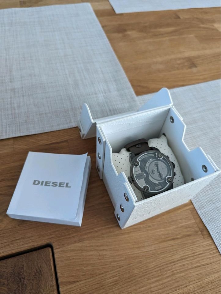 Diesel Armbanduhr Little Daddy DZ7258 in Schortens