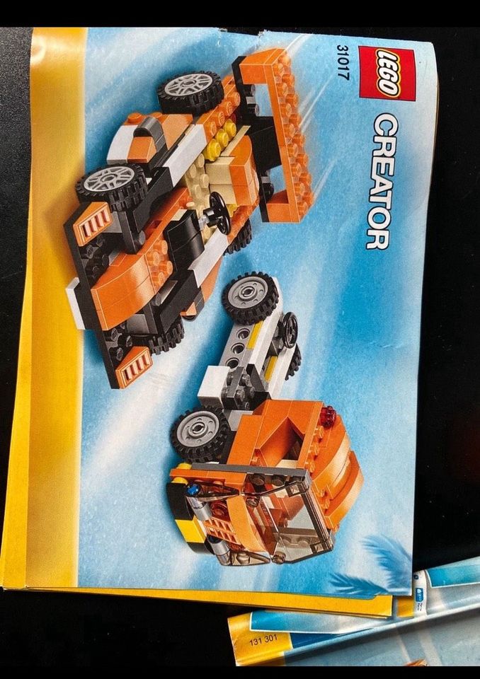 Lego Creator 3 in 1 Rennwagen in Bedburg