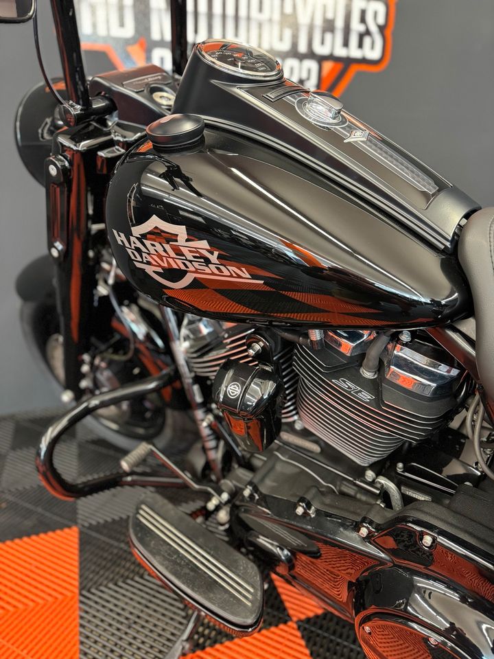 Harley Davidson FLHR Road King 128cui STAGE 4 Clubstyle in Birkenfeld