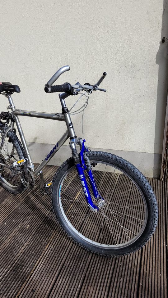 Mountainbike Giant - Terrago 21,5inch Alu Rahmen in Schrobenhausen