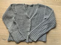 Prego Strickjacke Cardigan Grau Größe S / M Düsseldorf - Pempelfort Vorschau