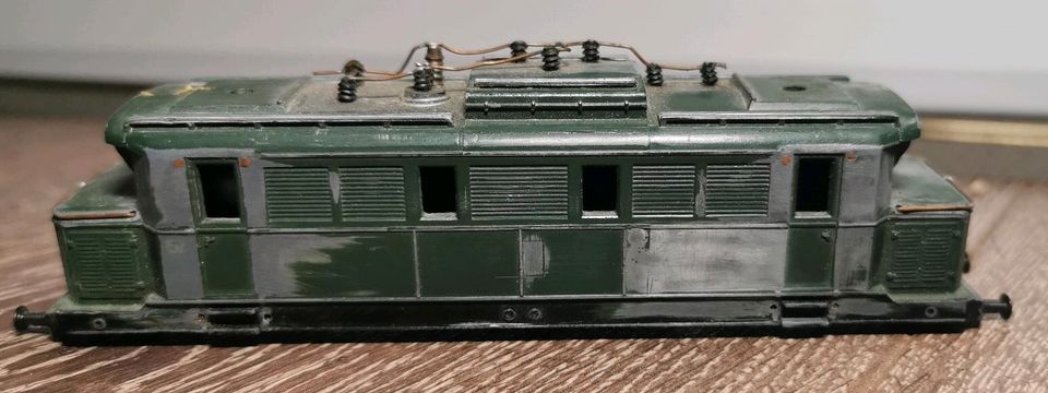 E44 BR 144 DR  DB Märklin Metall Guss Gehäuse Modelleisenbahn H0 in Caputh