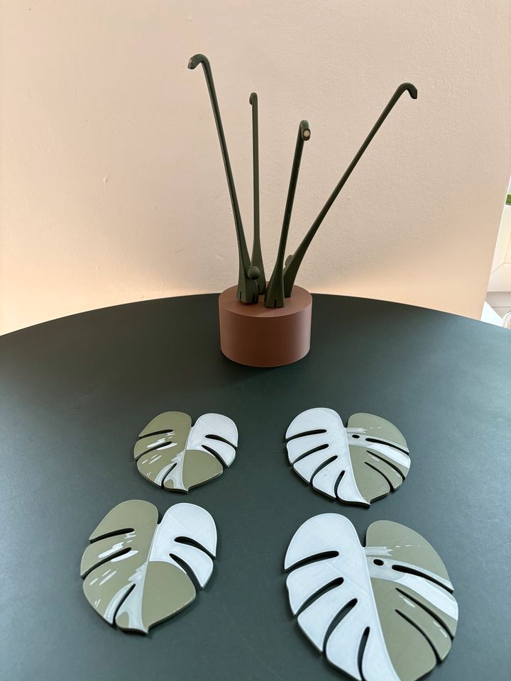 Monstera - 3D gedruckt - magnetische Blätter (4-blättrig) in München