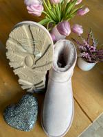 UGG Boots Gr.39 rosa *neu & ungetragen* Niedersachsen - Burgwedel Vorschau