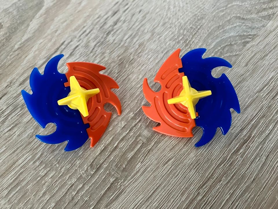 Ü Ei Figuren Super Mario Armband Anhänger Spinner Kreisel in Rietberg