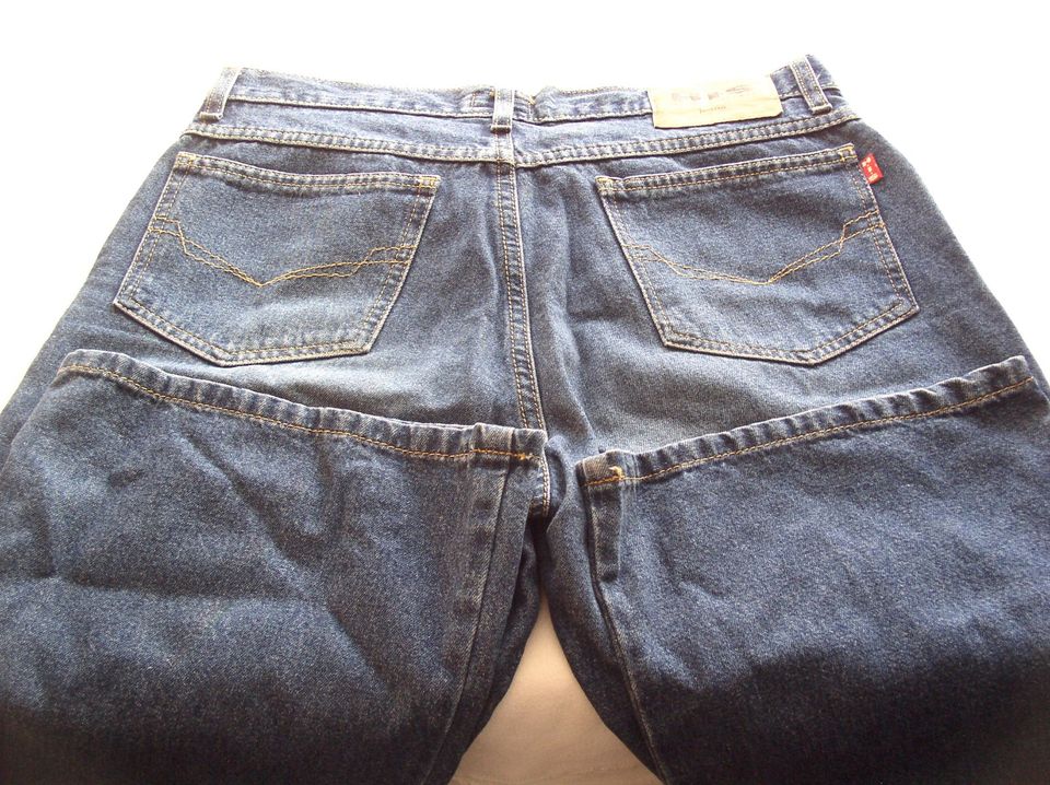 coole Jeans HIS® 42/XL 32/32 Baumwolle 40° vintage wneu - TemRum5 in Berlin