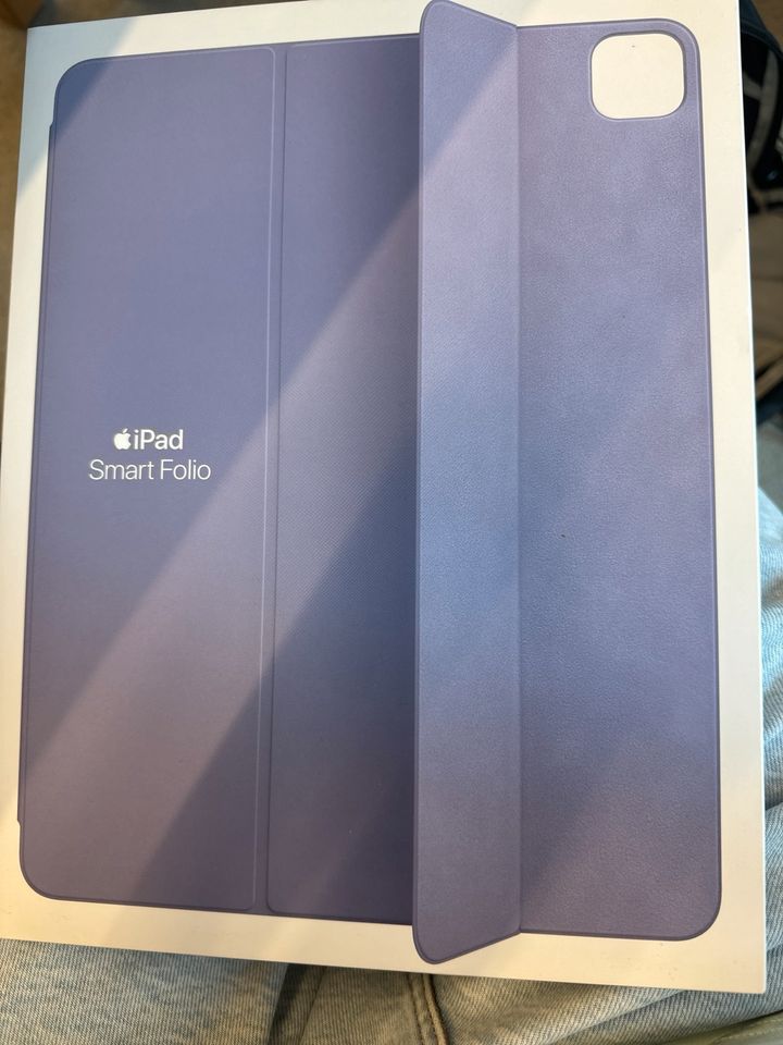 iPad Pro 12.9 Smart Folio case magnetisch Lavendel in Stockelsdorf